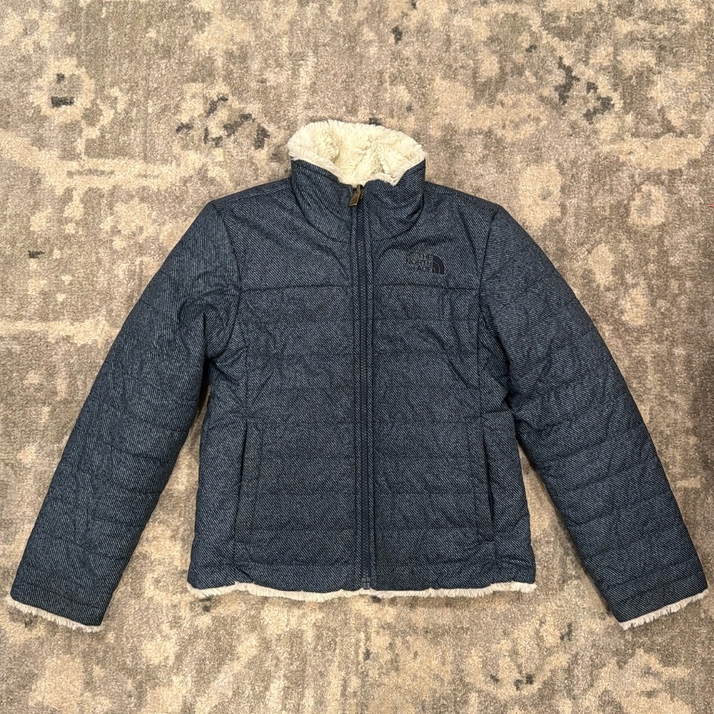 The NorthFace girls puffer jacket